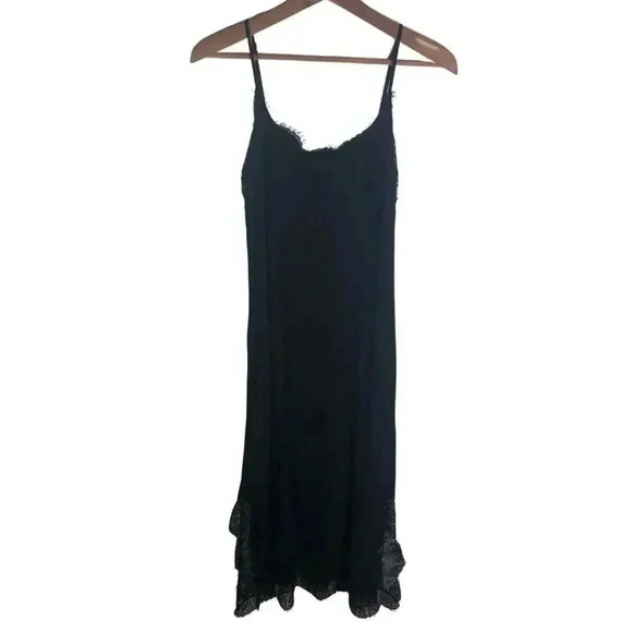 Bardot Dresses & Skirts - Bardot Black Shift Slip Midi Dress Lace Women's Size 6